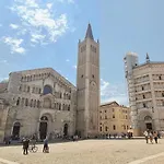 Luxury 1 Al Duomo Di * Πάρμα