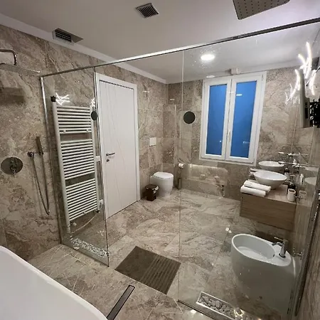 公寓 Luxury 1 Al Duomo Di 帕爾馬